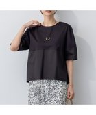 【23区/NIJYUSANKU】の【先行予約/洗える】シルエットスムースコンビ バックフレア カットソー ブラック系|ID:prp329100004573356