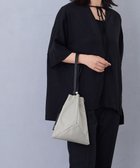 【ミオフィラノ/MioFIRANO】のNY-01 truss_hand bag ナイロン エコロンオックス はっ水 MIOF. ミオフ 人気、トレンドファッション・服の通販 founy(ファニー) ファッション Fashion レディースファッション Ladies' Fashion Online 巾着 Purse スリム Slim ハンドバッグ Handbag フォルム Form ポケット Pocket モダン Modern 日本製 Made In Japan 旅行 Travel thumbnail LIGHT GRAY|ID: prp329100004573388 ipo3291000000032367295