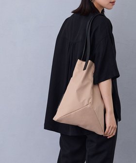 【ミオフィラノ/MioFIRANO】のNY-02 truss_tote bag ナイロン エコロンオックス はっ水 A4サイズ対応 MIOF. ミオフ 人気、トレンドファッション・服の通販 founy(ファニー) ファッション Fashion レディースファッション Ladies' Fashion Online バッグ Bag 軽量 Lightweight スリム Slim フォルム Form ポケット Pocket モダン Modern 日本製 Made In Japan 旅行 Travel ビジネス 仕事 通勤 Business |ID:prp329100004573389