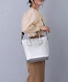 【ミオフィラノ/MioFIRANO】のSILHOUETTE U002 ショルダーバッグ A4サイズ対応 人気、トレンドファッション・服の通販 founy(ファニー) ファッション Fashion レディースファッション Ladies' Fashion Online 傘 Umbrella ショルダー Shoulder スリム Slim ハンドバッグ Handbag フォルム Form ポケット Pocket マグネット Magnet thumbnail SILVER|ID: prp329100004573395 ipo3291000000032367396