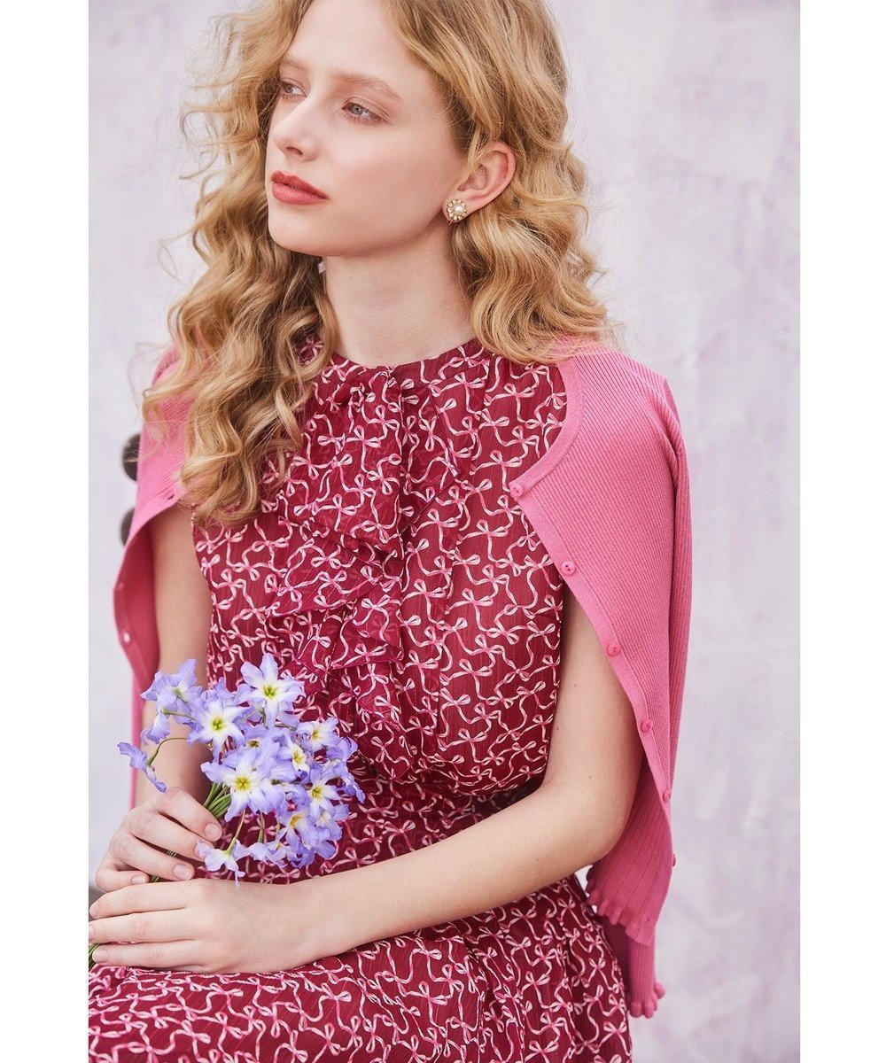 【トッカ/TOCCA】の【美人百花掲載】【洗える・消臭】RIBBON AND RIBBON ブラウス インテリア・キッズ・メンズ・レディースファッション・服の通販 founy(ファニー) 　雑誌掲載アイテム　Magazine Picks & Fashion Features　ファッション雑誌　Fashion Magazines　ビジンヒャッカ　美人百花　ファッション　Fashion　レディースファッション　Fashion for Women　トップス・カットソー　Cut & Sew Tops　シャツ・ブラウス・オフィスカジュアル　Elegant Blouses & Button-Ups　洗える　Machine Washable　シンプル　Simple, Minimal　雑誌　Magazine, Fashion Magazine　チェーン　Chain, Chain Strap　フリル　Frill, Ruffle　プリント　Print, Printed Pattern　ラッフル　Ruffle, Frill　A/W・秋冬　Autumn/Winter　S/S・春夏　SS, Spring/Summer, Warm Season　おすすめ　Recommended / Our Picks　夏　Summer　ワイン系5|ID: prp329100004573490 ipo3291000000033689715