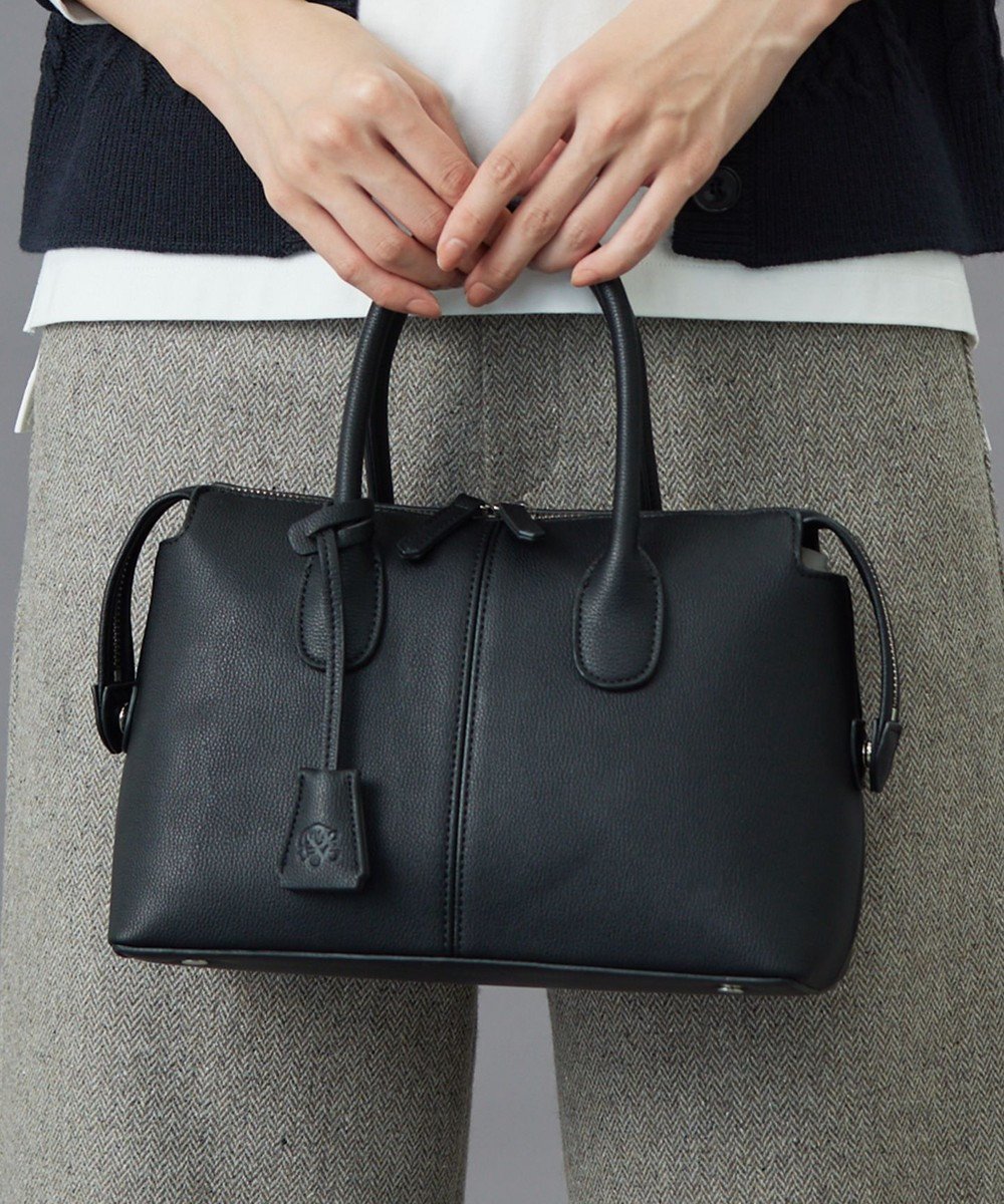 【ジェイ プレス/J.PRESS】の【2way】midi ボストン バッグ 人気、トレンドファッション・服の通販 founy(ファニー) 　ファッション　Fashion　レディースファッション　Ladies' Fashion Online　バッグ　Bag　クラシカル　Classical　シルバー　Silver　シンプル　Simple　スタイリッシュ　Stylish　セレモニー　Ceremony　ダブル　Double　フェイクレザー　Faux Leather　フォーマル　Formal　ベーシック　Basic　ボストン　Boston　ボストンバッグ　Boston Bag　モダン　Modern　エレガント 上品　Elegant　財布　Wallet　ビジネス 仕事 通勤　Business　 other-1|ID: prp329100004573976 ipo3291000000032663706