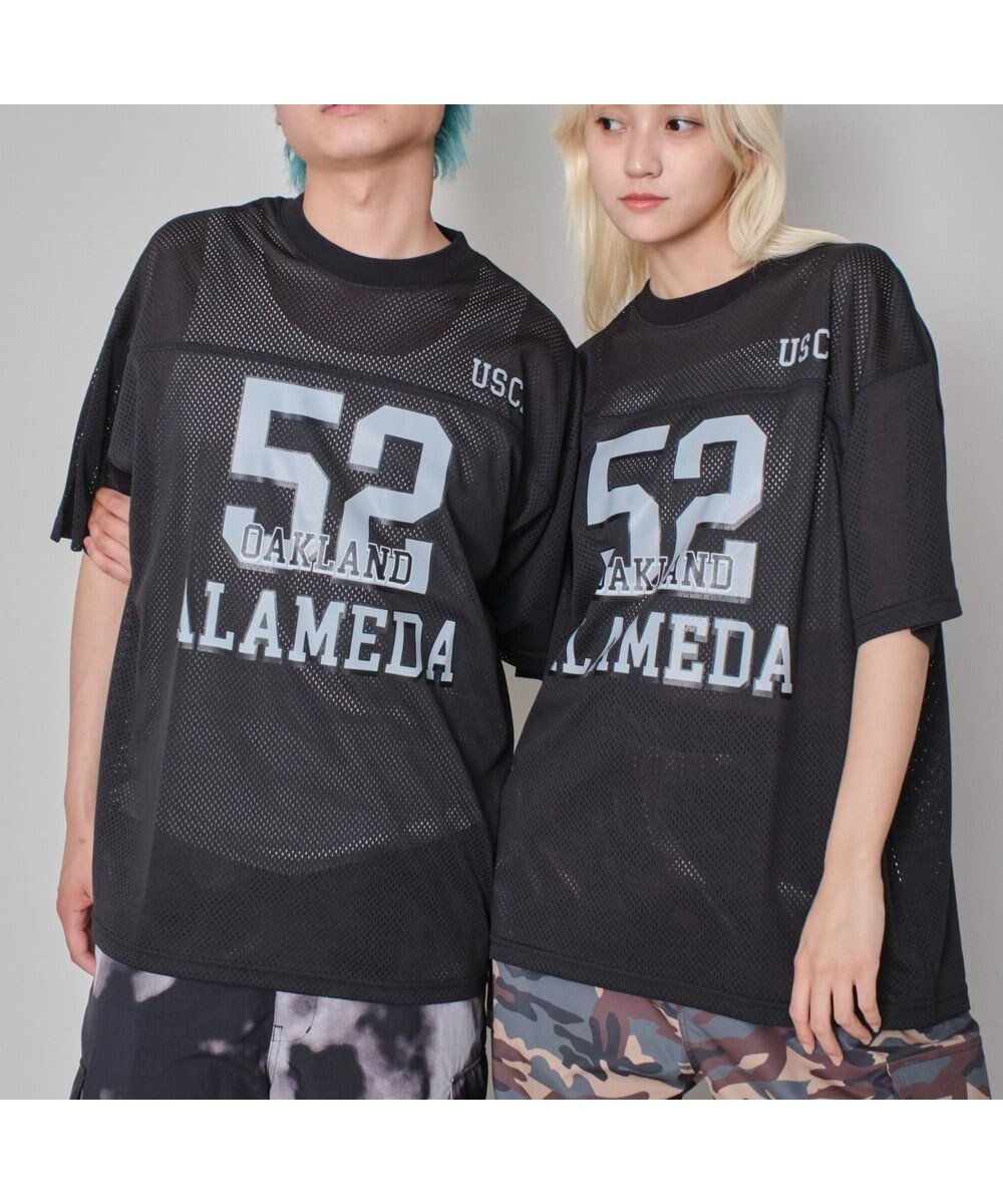【ウィゴー/WEGO】の【ユニセックス着用ITEM/MLサイズ展開】メッシュナンバリンググラフィックT(SS) 人気、トレンドファッション・服の通販 founy(ファニー) 　ファッション　Fashion　レディースファッション　Fashion for Women　トップス・カットソー　Cut & Sew Tops　シャツ・ブラウス・オフィスカジュアル　Elegant Blouses & Button-Ups　ロングTシャツ・Tシャツ　Longline T-Shirts & Tees　カットソー・ベーシックTシャツ　Cut-and-Sewn Tops / Stretch Tees & Basics　春　Spring　秋　Autumn　カットソー　Cut and Sewn Top　スマホ　Smartphone, Mobile Device　ダメージ　Distressed, Destroyed　トレンド　Trend, Trending Now　ビッグ　Big, Oversized　プリーツ　Pleats, Pleated　半袖　Short Sleeve, Half Sleeve　メッシュ　Mesh, Net Fabric　S/S・春夏　SS, Spring/Summer, Warm Season　おすすめ　Recommended / Our Picks　夏　Summer　 other-1|ID: prp329100004574102 ipo3291000000033079245