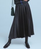 【23区/NIJYUSANKU】の【洗える】レザーライク プリーツスカート 人気、トレンドファッション・服の通販 founy(ファニー) ファッション Fashion レディースファッション Fashion for Women スカート Skirts プリーツスカート / 上品フェミニンスタイル Pleated Skirts 洗える Machine Washable サテン Satin, Glossy Fabric トレンド Trend, Trending Now ドレープ Drape, Draping Fabric フラット Flat, Flat Shoes プリーツ Pleats, Pleated 冬 Winter / This Winter A/W・秋冬 Autumn/Winter 2023年 2023 2023-2024秋冬・A/W Autumn/Winter 2023–24 AW23–24 エレガント 上品 Elegant thumbnail グレー系|ID: prp329100004574899 ipo3291000000034355164