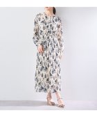 【イェッカ ヴェッカ/YECCA VECCA】のフラワー柄プリーツワンピース Black|ID: prp329100004576181 ipo3291000000032406863