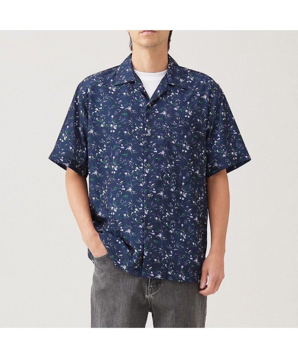 【アンフィーロ/UNFILO / MEN】の【撥水】ボタニカルプリント オープンカラーシャツ【ギフトにもおすすめ】 インテリア・キッズ・メンズ・レディースファッション・服の通販 founy(ファニー) 　ファッション　Fashion　メンズファッション　Fashion for Men　トップス・カットソー　Cut & Sew Tops　メンズシャツ　Shirts　おすすめ　Recommended / Our Picks　ギフト プレゼント　Gift / Present　コレクション　Collection, Seasonal Line　ボタニカル　Botanical, Floral Pattern　リラックス　Relax, Relaxed Fit　夏　Summer　春　Spring　S/S・春夏　SS, Spring/Summer, Warm Season　ネイビープリント|ID: prp329100004576743 ipo3291000000033262881