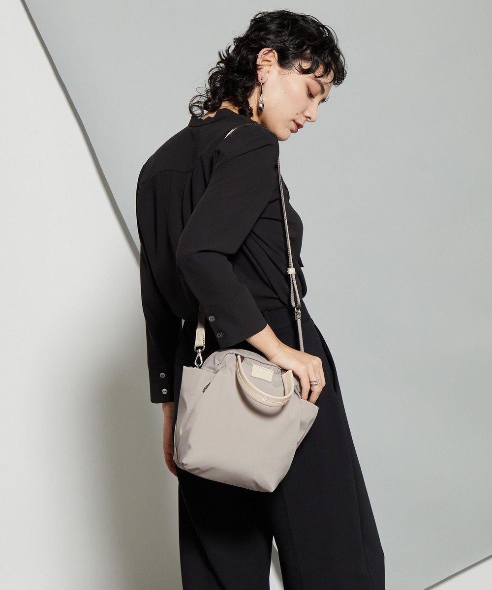 【イザック/Y'SACCS】の【ムック本掲載】【ナイロンタフタ】トラベル2WAYミニボストン 人気、トレンドファッション・服の通販 founy(ファニー) 　ファッション　Fashion　レディースファッション　Ladies' Fashion Online　コンパクト　Compact　ショルダー　Shoulder　スマート　Smart　財布　Wallet　タフタ　Taffeta　トラベル　Travel　ベーシック　Basic　ボストン　Boston　ボストンバッグ　Boston Bag　ポケット　Pocket　ポーチ　Pouch　マグネット　Magnet　 other-1|ID: prp329100004576780 ipo3291000000032548223