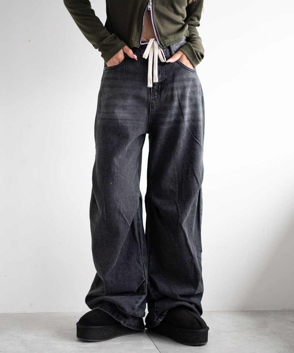 【ウィゴー/WEGO】のドロストコードフレアデニム インテリア・キッズ・メンズ・レディースファッション・服の通販 founy(ファニー) 　ファッション　Fashion　レディースファッション　Fashion for Women　パンツ　Pants & Trousers　デニムパンツ・ジーンズ・美脚デニム　Denim Jeans & Pants　おすすめ　Recommended / Our Picks　ショート　Short, Short Length　スニーカー　Sneakers, Trainers　スマホ　Smartphone, Mobile Device　デニム　Denim, Jeans Material　A/W・秋冬　Autumn/Winter　ブラック|ID: prp329100004576822 ipo3291000000034310116