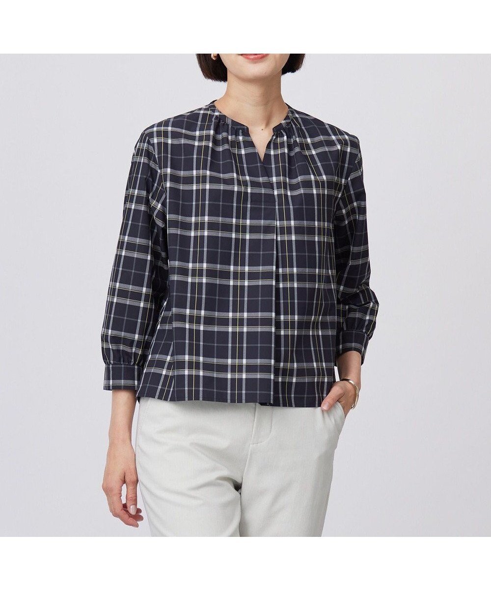 【ジェイ プレス/J.PRESS】の【洗える】コンパクトチェック スタンドカラー ブラウス インテリア・キッズ・メンズ・レディースファッション・服の通販 founy(ファニー) ファッション Fashion レディースファッション Fashion for Women トップス・カットソー Cut & Sew Tops シャツ・ブラウス・オフィスカジュアル Elegant Blouses & Button-Ups おすすめ Recommended / Our Picks エレガント 上品 Elegant コンパクト Compact, Small Size スタンド Stand Collar, Upright Stand チェック Check, Plaid, Tartan ペプラム Peplum, Flared Hem 夏 Summer 春 Spring S/S・春夏 SS, Spring/Summer, Warm Season 洗える Machine Washable ネイビーチェック系|ID: prp329100004577868 ipo3291000000034745545