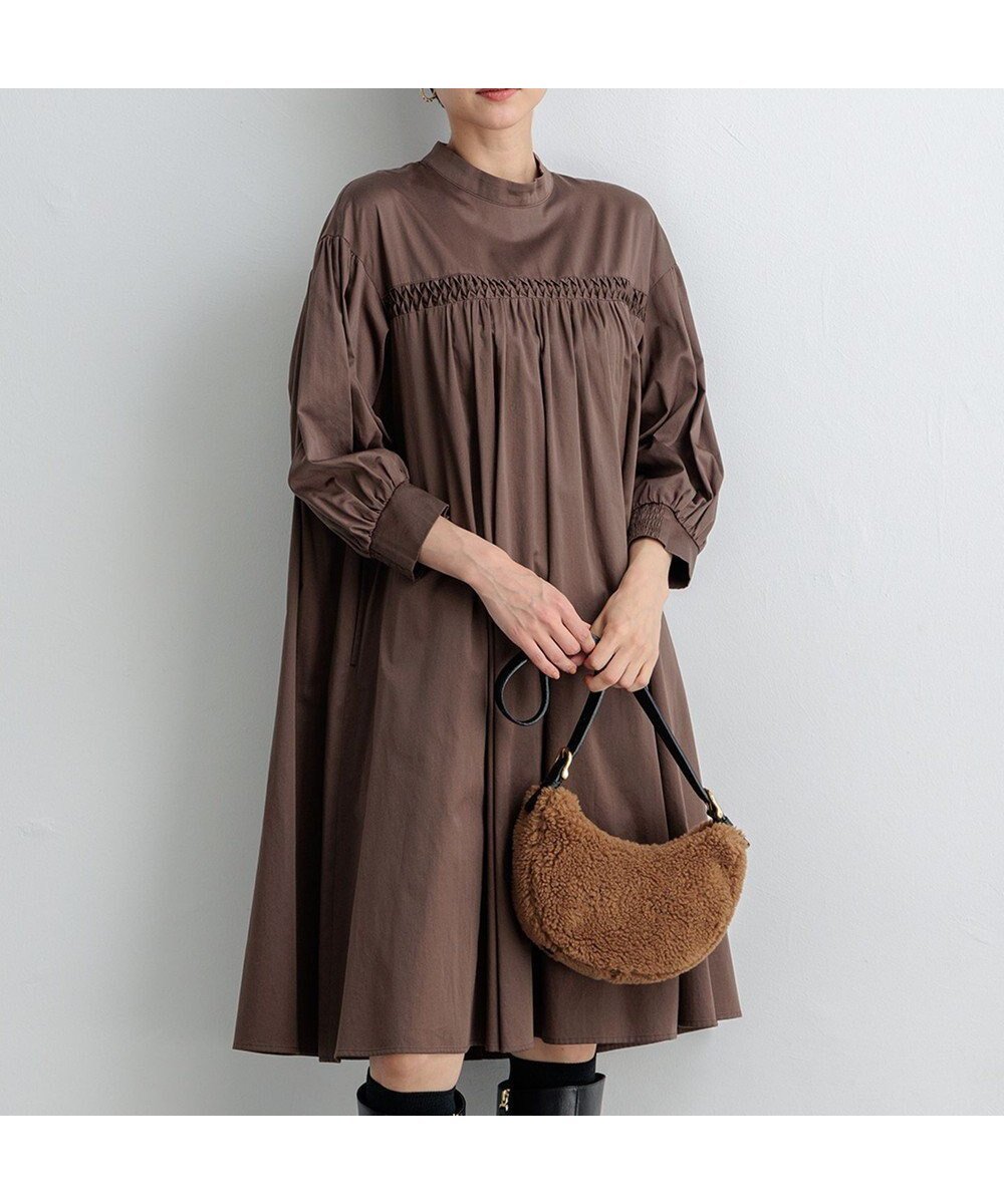 【23区/NIJYUSANKU】の【SLOW/一部店舗限定】ウォッシュドコットンサテン ワンピース インテリア・キッズ・メンズ・レディースファッション・服の通販 founy(ファニー) 　ファッション　Fashion　レディースファッション　WOMEN　ワンピース　Dress　秋　Autumn/Fall　サテン　Satin　シャーリング　Shirring　スリーブ　Sleeve　ドレープ　Drape　フェミニン　Feminine　フロント　Front　ロング　Long　A/W・秋冬　Aw・Autumn/Winter・Fw・Fall-Winter　おすすめ　Recommend　2024年　2024　エレガント 上品　Elegant　2024-2025秋冬・A/W　Aw/Autumn/Winter/Fw/Fall/2024-2025　ブラウン系|ID: prp329100004577880 ipo3291000000032425992