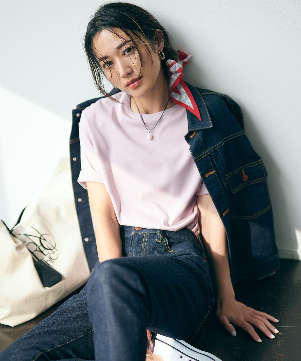 【23区/NIJYUSANKU】の【一部店舗限定】半袖 IT TEE インテリア・キッズ・メンズ・レディースファッション・服の通販 founy(ファニー) 　ファッション　Fashion　レディースファッション　WOMEN　トップス・カットソー　Tops/Tshirt　シャツ/ブラウス　Shirts/Blouses　ロング / Tシャツ　T-Shirts　カットソー　Cut and Sewn　春　Spring　カットソー　Cut And Sew　ストレッチ　Stretch　スリット　Slit　スリーブ　Sleeve　なめらか　Smooth　人気　Popularity　パターン　Pattern　フレンチ　French　ベーシック　Basic　ボトム　Bottom　半袖　Short Sleeve　リラックス　Relax　S/S・春夏　Ss・Spring/Summer　再入荷　Restock/Back In Stock/Re Arrival　夏　Summer　2023春夏・S/S　Ss,Spring/Summer,2023　2023年　2023　エレガント 上品　Elegant　ピンク系|ID: prp329100004577914 ipo3291000000032426436