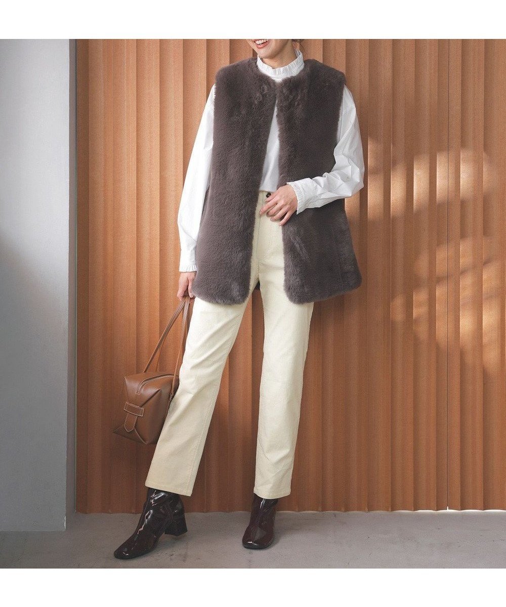 【アンフィーロ 自由区/UNFILO】のストレッチコーデュロイ スリムパンツ インテリア・キッズ・メンズ・レディースファッション・服の通販 founy(ファニー) 　ファッション　Fashion　レディースファッション　Fashion for Women　パンツ　Pants & Trousers　おすすめ　Recommended / Our Picks　コーデュロイ　Corduroy, Cord Fabric　ストレッチ　Stretch, Stretchy Fabric　ストレート　Straight, Straight Cut　スニーカー　Sneakers, Trainers　スリム　Slim, Slim Fit　ポケット　Pocket, Pocket Detail　エレガント 上品　Elegant　洗える　Machine Washable　A/W・秋冬　Autumn/Winter　オフ|ID: prp329100004577921 ipo3291000000033489293