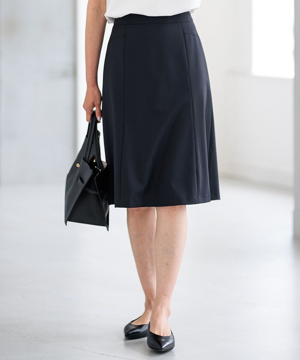 【23区/NIJYUSANKU】の【セットアップ対応/新色追加】ラフィーネウール フレアスカート インテリア・キッズ・メンズ・レディースファッション・服の通販 founy(ファニー) 　ファッション　Fashion　レディースファッション　Fashion for Women　セットアップ　Matching Sets　スカート・ミニ/ミディ/マキシ　Skirts / Mini, Midi & Maxi Skirts　スカート　Skirts　Aライン・フレアスカート　A-Line & Flared Skirts　ジャケット　Jacket, Outerwear　スーツ　Suit, Formalwear　セットアップ　Set-Up, Coordinated Outfit　タイトスカート　Pencil Skirt, Tight Skirt　定番　Standard, Basic Item　フレア　Flare, Flared　ベーシック　Basic, Essential　無地　Plain, Solid Color　A/W・秋冬　Autumn/Winter　S/S・春夏　SS, Spring/Summer, Warm Season　夏　Summer　エレガント 上品　Elegant　セレモニー　Ceremony　ビジネス 仕事 通勤　Business / Work / Commuting　ネイビーストライプ|ID: prp329100004577946 ipo3291000000036287158