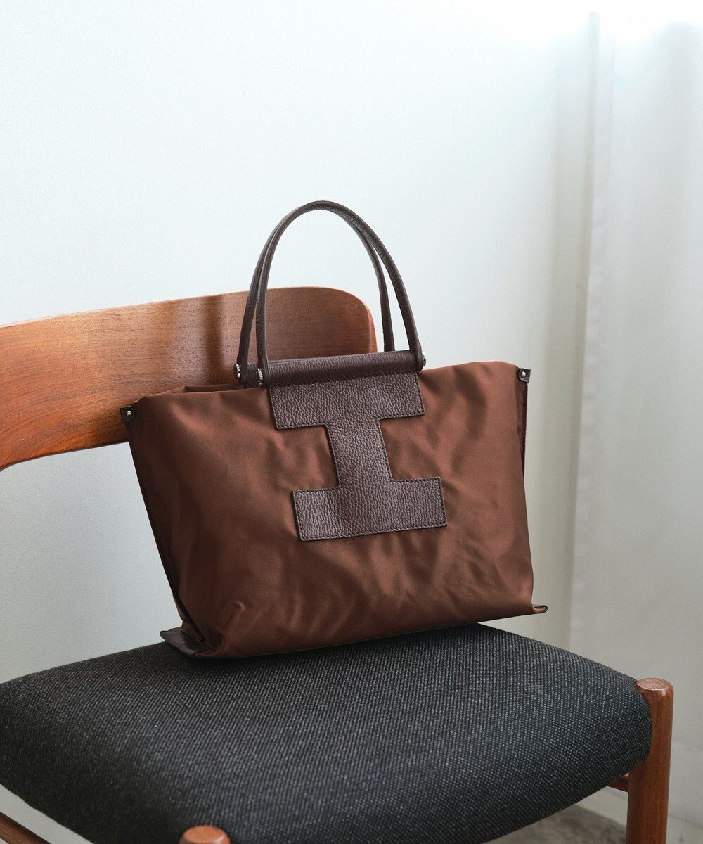 【イアクッチ/IACUCCI】のソルベット M NYLON/RUGA・CERVO 人気、トレンドファッション・服の通販 founy(ファニー) 　ファッション　Fashion　レディースファッション　Ladies' Fashion Online　バッグ　Bag　エレガント 上品　Elegant　コレクション　Collection　人気　Popularity　再入荷　Restock/Back In Stock/Re Arrival　おすすめ　Recommend　ビジネス 仕事 通勤　Business　 other-1|ID: prp329100004577968 ipo3291000000032447096