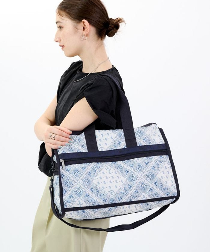 【レスポートサック/LeSportsac】のDELUXE MED WEEKENDER/バンダナブリーズ インテリア・キッズ・メンズ・レディースファッション・服の通販 founy(ファニー) https://founy.com/ ファッション Fashion レディースファッション Fashion for Women トラベル Travel, Travel Gear ペイズリー Paisley, Ethnic Pattern ボストンバッグ Boston Bag, Retro Bag ポケット Pocket, Pocket Detail 旅行 Travel |ID: prp329100004578035 ipo3291000000032723441