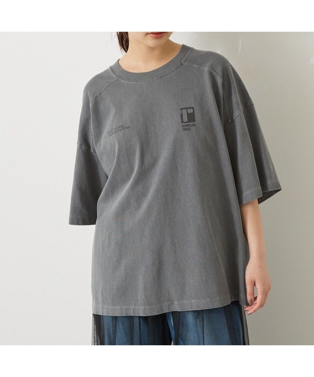 【アメリカンホリック/AMERICAN HOLIC】の【WEB限定】ピグメント5分袖ロゴプルオーバー インテリア・キッズ・メンズ・レディースファッション・服の通販 founy(ファニー) 　ファッション　Fashion　レディースファッション　Ladies' Fashion Online　トップス・カットソー　Tops/Tshirt　シャツ/ブラウス　Shirts/Blouses　ロング / Tシャツ　T-Shirts　プルオーバー　Pullover　カットソー　Cut and Sewn　カットソー　Cut And Sew　ショルダー　Shoulder　ドロップ　Drop　フロント　Front　ポケット　Pocket　リラックス　Relax　ワイド　Wide　夏　Summer　春　Spring　S/S・春夏　Ss・Spring/Summer　Charcoal Gray|ID: prp329100004578068 ipo3291000000032427759