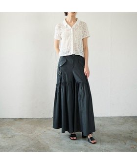 【グレース コンチネンタル/GRACE CONTINENTAL】のレースカットスキッパートップ 人気、トレンドファッション・服の通販 founy(ファニー) ファッション Fashion レディースファッション Fashion for Women トップス・カットソー Cut & Sew Tops シャツ・ブラウス・オフィスカジュアル Elegant Blouses & Button-Ups シャーリング Shirring, Ruched スキッパー Skipper, Open Collar フェミニン Feminine, Girly レース Lace, Lace Fabric 夏 Summer 春 Spring S/S・春夏 SS, Spring/Summer, Warm Season 無地 Plain, Solid Color |ID:prp329100004579284