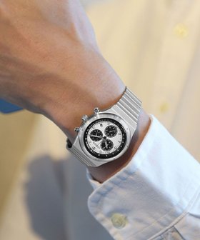 【シチズン/CITIZEN】の【2023年度グッドデザイン賞受賞モデル】RECORD LABEL レコードレーベル エコ・ドライブ 1984 chronograph 人気、トレンドファッション・服の通販 founy(ファニー) ファッション Fashion レディースファッション Fashion for Women 腕時計 Wristwatch ガラス Glass, Glassware クリスタル Crystal, Swarovski スタイリッシュ Stylish, Fashionable 時計 Watch, Wristwatch モダン Modern, Contemporary |ID:prp329100004579517
