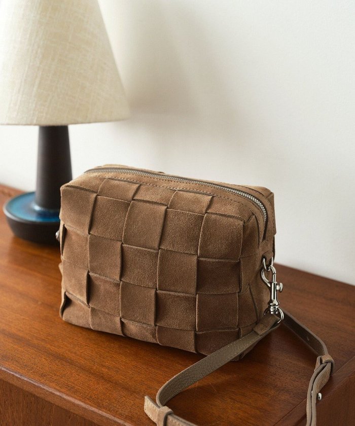 【イアクッチ/IACUCCI】のベルタ S SUEDE/CERVO インテリア・キッズ・メンズ・レディースファッション・服の通販 founy(ファニー) https://founy.com/ ファッション Fashion レディースファッション Fashion for Women キャップ Cap, Baseball Cap グラデーション Gradient, Ombre サンダル Sandals, Summer Shoes スニーカー Sneakers, Trainers 財布 Wallet, Purse デニム Denim, Jeans Material 人気 Popular, Best Seller ベーシック Basic, Essential ポケット Pocket, Pocket Detail メッシュ Mesh, Net Fabric A/W・秋冬 Autumn/Winter 夏 Summer 旅行 Travel 2025年 2025 2025-2026秋冬・A/W Autumn/Winter 2025–26 AW25–26 |ID: prp329100004579543 ipo3291000000033657251