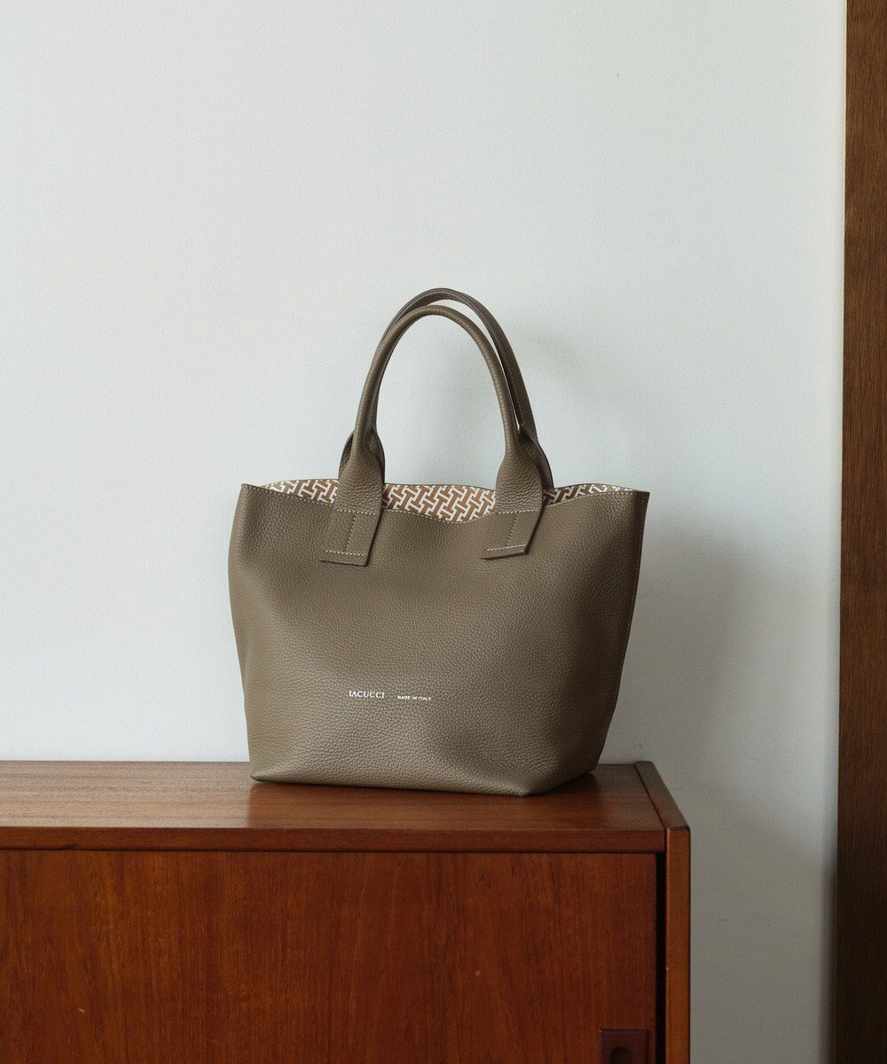 【イアクッチ/IACUCCI】のオペラ S CERVO/STAMPA INTERNA インテリア・キッズ・メンズ・レディースファッション・服の通販 founy(ファニー) 　ファッション　Fashion　レディースファッション　Ladies' Fashion Online　バッグ　Bag　イエロー　Yellow　コンパクト　Compact　シンプル　Simple　財布　Wallet　人気　Popularity　フォルム　Form　プリント　Print　レオパード　Leopard　ワンポイント　One Point　A/W・秋冬　Aw・Autumn/Winter・Fw・Fall-Winter　おすすめ　Recommend　旅行　Travel　2025年　2025　2025-2026秋冬・A/W　Aw/Autumn/Winter/Fw/Fall/2025-2026　トープ|ID: prp329100004579551 ipo3291000000032442844