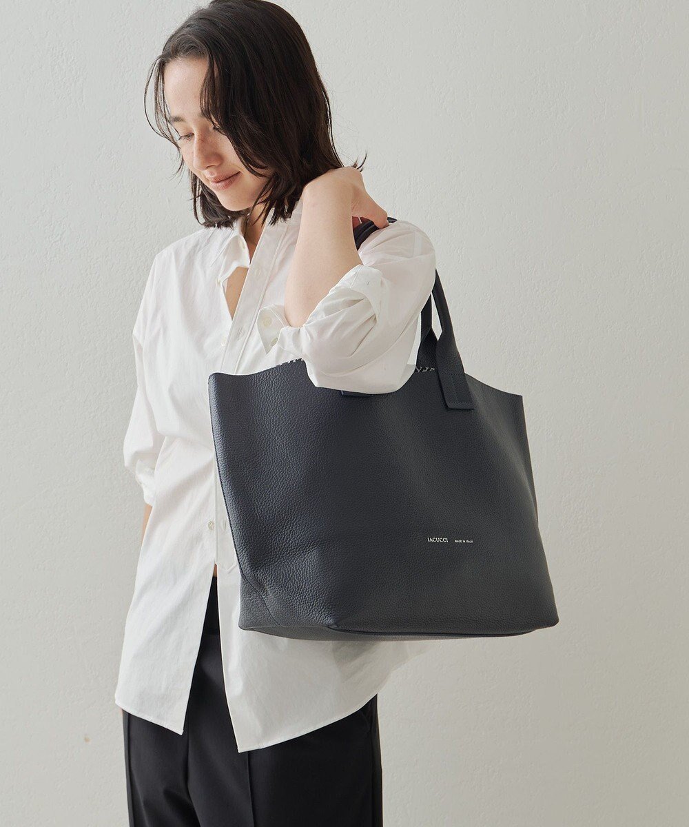 【イアクッチ/IACUCCI】のオペラ L CERVO/STAMPA INTERNA 人気、トレンドファッション・服の通販 founy(ファニー) 　ファッション　Fashion　レディースファッション　Ladies' Fashion Online　バッグ　Bag　シンプル　Simple　人気　Popularity　ビッグ　Big　フォルム　Form　プリント　Print　A/W・秋冬　Aw・Autumn/Winter・Fw・Fall-Winter　おすすめ　Recommend　旅行　Travel　ビジネス 仕事 通勤　Business　2025年　2025　2025-2026秋冬・A/W　Aw/Autumn/Winter/Fw/Fall/2025-2026　 other-1|ID: prp329100004579553 ipo3291000000032510837