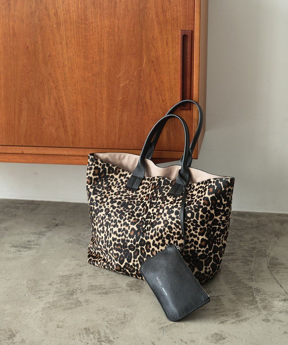 【イアクッチ/IACUCCI】のオペラ L CAVALLINO/CERVO 人気、トレンドファッション・服の通販 founy(ファニー) 　ファッション　Fashion　レディースファッション　Ladies' Fashion Online　バッグ　Bag　シンプル　Simple　人気　Popularity　フォルム　Form　プリント　Print　レオパード　Leopard　A/W・秋冬　Aw・Autumn/Winter・Fw・Fall-Winter　おすすめ　Recommend　旅行　Travel　ビジネス 仕事 通勤　Business　2025年　2025　2025-2026秋冬・A/W　Aw/Autumn/Winter/Fw/Fall/2025-2026　 other-1|ID: prp329100004579557 ipo3291000000032442866