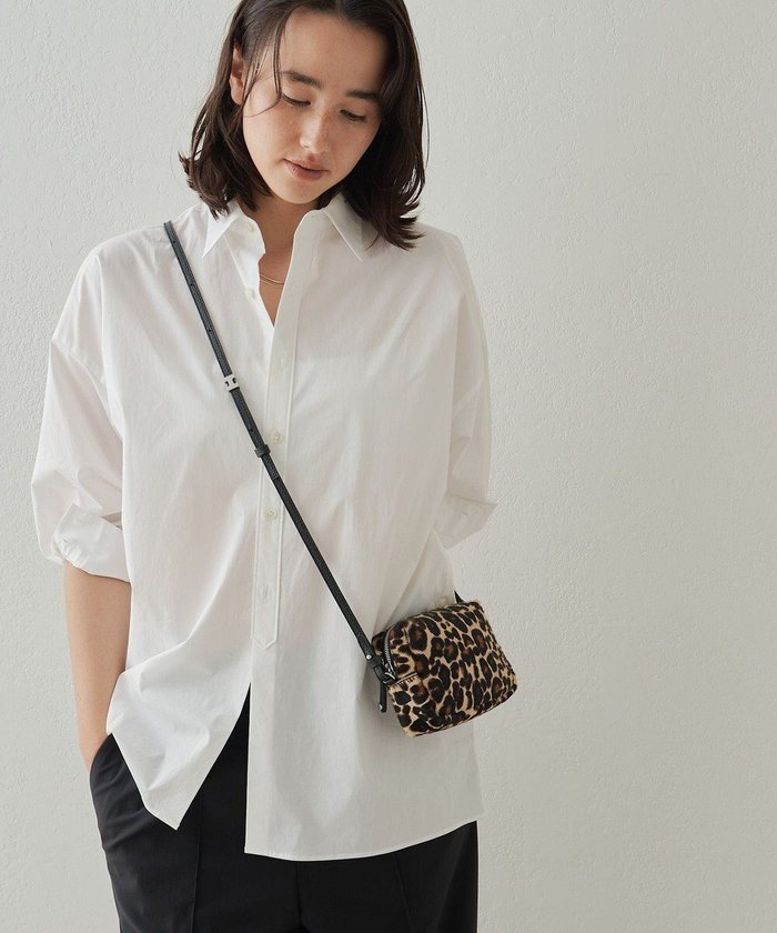 【イアクッチ/IACUCCI】のビンバ CAVALLINO/CERVO インテリア・キッズ・メンズ・レディースファッション・服の通販 founy(ファニー) https://founy.com/ ファッション Fashion レディースファッション Fashion for Women コンパクト Compact, Small Size 今季 This Season, Current Season シンプル Simple, Minimal スクエア Square, Square Shape ポーチ Pouch, Small Case メタル Metal, Metal Parts レオパード Leopard, Animal Print A/W・秋冬 Autumn/Winter 旅行 Travel 2025年 2025 2025-2026秋冬・A/W Autumn/Winter 2025–26 AW25–26 |ID: prp329100004579559 ipo3291000000033657260