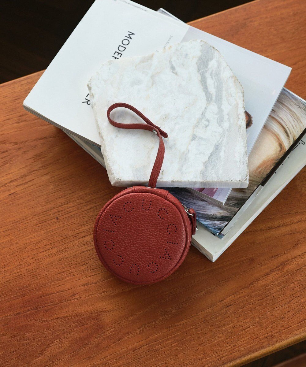 【イアクッチ/IACUCCI】のボッコノット CERVO インテリア・キッズ・メンズ・レディースファッション・服の通販 founy(ファニー) 　ファッション　Fashion　レディースファッション　Fashion for Women　スポーツウェア　Functional & Stylish Sportswear　サークル　Circle, Round Design　シルバー　Silver, Metallic Silver　スポーツ　Sports, Activewear　チャーム　Charm, Pendant　人気　Popular, Best Seller　ベーシック　Basic, Essential　ポーチ　Pouch, Small Case　ムートン　Shearling, Mouton　ラウンド　Round, Round Neck　ラップ　Wrap, Wrap Design　リップ　Lip, Lip Motif　ワンポイント　One Point, Statement Accent　A/W・秋冬　Autumn/Winter　おすすめ　Recommended / Our Picks　ギフト プレゼント　Gift / Present　2025年　2025　2025-2026秋冬・A/W　Autumn/Winter 2025–26 AW25–26　レッド|ID: prp329100004579566 ipo3291000000035797352