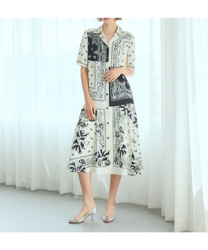 【グレース コンチネンタル/GRACE CONTINENTAL】のバンダナプリントシャツドレス インテリア・キッズ・メンズ・レディースファッション・服の通販 founy(ファニー) https://founy.com/ ファッション Fashion レディースファッション Fashion for Women ワンピース Dresses フォーマル・パーティードレス・結婚式用ドレス Elegant & Casual Dresses シャツワンピース / 1枚で着映えコーデ Shirt Dresses ツイル Twist, Twisted Detail パターン Pattern, Design Print パッチワーク Patchwork, Mixed Fabric モダン Modern, Contemporary リラックス Relax, Relaxed Fit ヴィンテージ Vintage Style 夏 Summer 定番 Standard, Basic Item 春 Spring S/S・春夏 SS, Spring/Summer, Warm Season |ID: prp329100004580393 ipo3291000000033372667