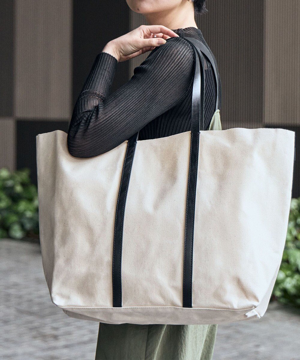 【エースバッグズアンドラゲッジ/ACE BAGS & LUGGAGE】の【雑誌掲載】UNTRACK PARK/TC コットン 横型トートバッグ XL 60064 アントラック インテリア・キッズ・メンズ・レディースファッション・服の通販 founy(ファニー) 　ファッション　Fashion　レディースファッション　Ladies' Fashion Online　バッグ　Bag　アンティーク　Antique　ヴィンテージ　Vintage　5月号　May Issue　シンプル　Simple　スマート　Smart　雑誌　Magazine　バランス　Balance　ポケット　Pocket　再入荷　Restock/Back In Stock/Re Arrival　エレガント 上品　Elegant　ビジネス 仕事 通勤　Business　オフホワイト|ID: prp329100004580449 ipo3291000000032652017
