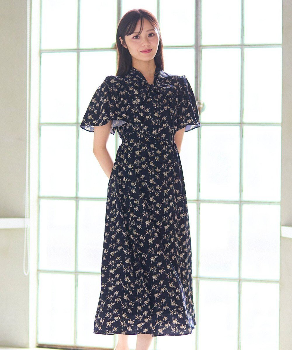 【フェルゥ/Feroux】の【洗える】フラワープリント クラシカル ワンピース 人気、トレンドファッション・服の通販 founy(ファニー) ファッション Fashion レディースファッション Fashion for Women ワンピース Dresses カーディガン Cardigan, Knitwear クラシカル Classical, Vintage-Inspired シャーリング Shirring, Ruched バランス Balance, Style Balance フィット Fit, Slim Fit フェミニン Feminine, Girly フラワー Flower, Floral フレア Flare, Flared プリント Print, Printed Pattern リボン Ribbon, Bow エレガント 上品 Elegant 夏 Summer 春 Spring S/S・春夏 SS, Spring/Summer, Warm Season 洗える Machine Washable A/W・秋冬 Autumn/Winter other-1|ID: prp329100004580990 ipo3291000000034199569