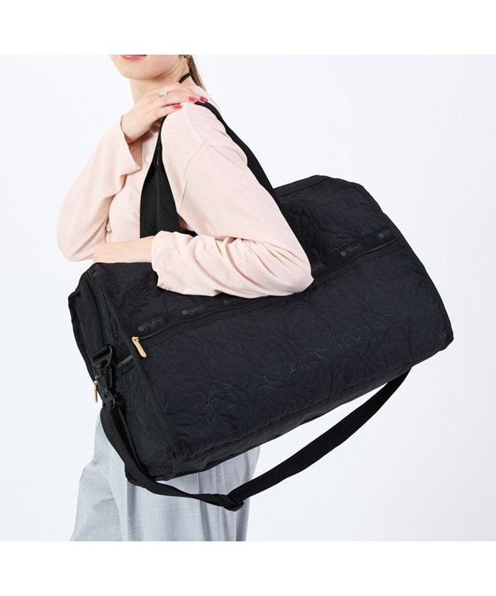 【レスポートサック/LeSportsac】のDELUXE LG WEEKENDER/パフィーブロッサムズ インテリア・キッズ・メンズ・レディースファッション・服の通販 founy(ファニー) https://founy.com/ ファッション Fashion レディースファッション Fashion for Women ショルダー Shoulder, Shoulder Strap 人気 Popular, Best Seller フラワー Flower, Floral ボストンバッグ Boston Bag, Retro Bag ポケット Pocket, Pocket Detail モチーフ Motif, Design Theme 旅行 Travel エレガント 上品 Elegant |ID: prp329100004581830 ipo3291000000033629768