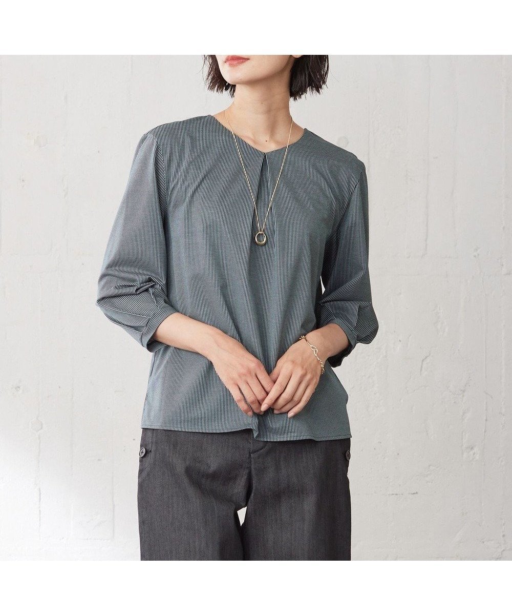 【ジェイ プレス/J.PRESS】のストライプジャカード Vネック カットソー インテリア・キッズ・メンズ・レディースファッション・服の通販 founy(ファニー) 　ファッション　Fashion　レディースファッション　Ladies' Fashion Online　トップス・カットソー　Tops/Tshirt　シャツ/ブラウス　Shirts/Blouses　ロング / Tシャツ　T-Shirts　カットソー　Cut and Sewn　Vネック　V-Neck　インナー　Inner　秋　Autumn/Fall　カットソー　Cut And Sew　カーディガン　Cardigan　ジャカード　Jacquard　ジャケット　Jacket　ジャージ　Jersey　ストライプ　Stripe　デコルテ　Decolletage　定番　Standard　A/W・秋冬　Aw・Autumn/Winter・Fw・Fall-Winter　再入荷　Restock/Back In Stock/Re Arrival　エレガント 上品　Elegant　グリーン系1|ID: prp329100004581841 ipo3291000000032465856