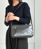 【ラ バガジェリー/LA BAGAGERIE】のコーティングキャンバス ショルダーバッグ ガンメタリック|ID: prp329100004581882 ipo3291000000032659910