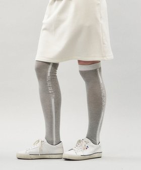 【23区 ゴルフ/NIJYUSANKU GOLF】の【WOMEN】ラインロゴ ニーハイソックス 人気、トレンドファッション・服の通販 founy(ファニー) ファッション Fashion レディースファッション Fashion for Women ソックス&靴下 Socks & Hosiery レッグウェア・ストッキング Legwear & Hosiery ゴルフ Golf シンプル Simple, Minimal スポーティ Sporty, Casual Athletic ソックス Socks, Hosiery ベーシック Basic, Essential 定番 Standard, Basic Item 抗菌 Antibacterial, Bacteria-Resistant |ID:prp329100004582022