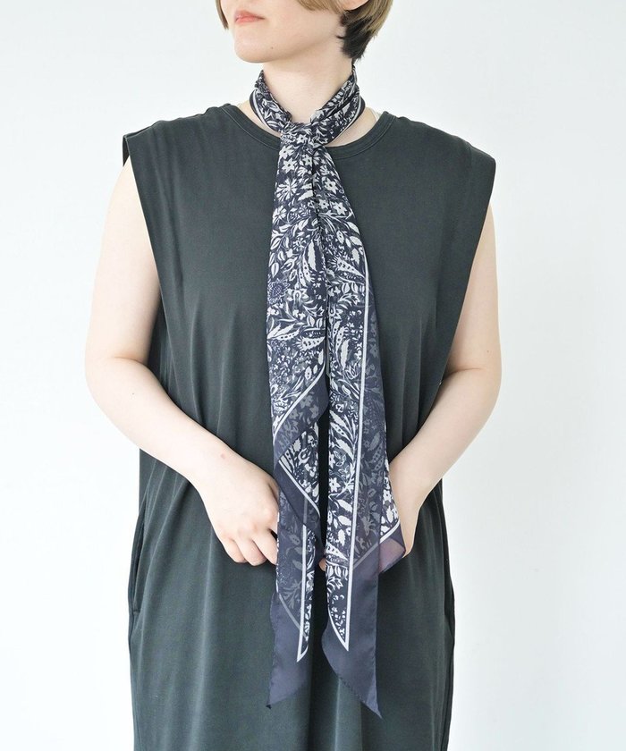 【マルカオリジナル/Marca originals】の【Marcaオリジナル】小枝更紗 ウォッシャブル シルクローン剣先ストール インテリア・キッズ・メンズ・レディースファッション・服の通販 founy(ファニー) https://founy.com/ ファッション Fashion レディースファッション Fashion for Women ウォッシャブル Machine Washable ショール Shawl, Wrap シルク Silk, 100% Silk シンプル Simple, Minimal スカーフ Scarf, Neckwear ストール Stole, Wrap タオル Towel, Bath Towel ドレープ Drape, Draping Fabric ハンカチ Handkerchief, Hanky バンダナ Bandana, Head Scarf プリント Print, Printed Pattern A/W・秋冬 Autumn/Winter S/S・春夏 SS, Spring/Summer, Warm Season おすすめ Recommended / Our Picks 夏 Summer |ID: prp329100004582138 ipo3291000000033657044