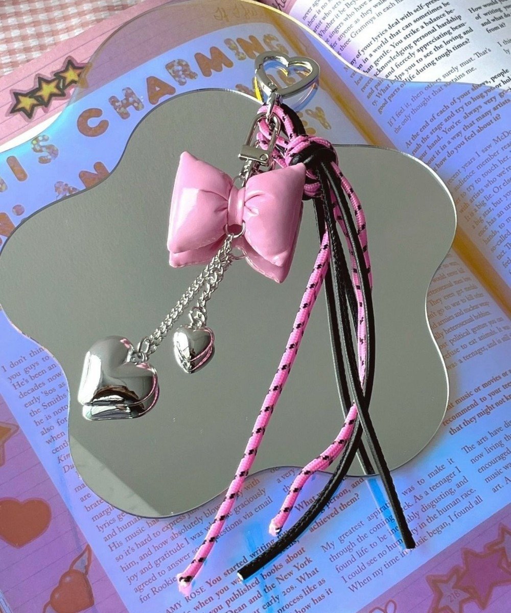 【ウィゴー/WEGO】のリボンクッションセットキーホルダー 人気、トレンドファッション・服の通販 founy(ファニー) ファッション Fashion レディースファッション Fashion for Women ミニ財布・二つ折り財布 Wallets & Card Cases キーホルダー Keychain, Key Holder クッション Cushion, Throw Pillow スマホ Smartphone, Mobile Device チャーム Charm, Pendant トレンド Trend, Trending Now リボン Ribbon, Bow ループ Loop, Loop Knit 財布 Wallet, Purse other-1|ID: prp329100004582156 ipo3291000000033656724