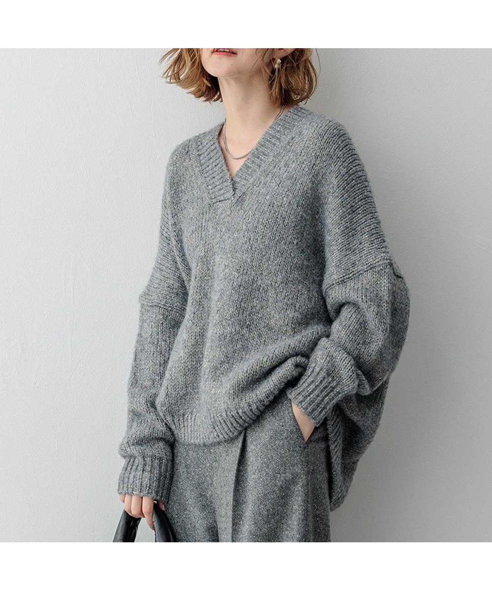 【23区/NIJYUSANKU】の【GLOW11月号掲載】ヘアリーラメリリー バルキー ニット インテリア・キッズ・メンズ・レディースファッション・服の通販 founy(ファニー) 　雑誌掲載アイテム　Magazine Items　ファッション雑誌　Fashion Magazines　グロー　GLOW　ファッション　Fashion　レディースファッション　Ladies' Fashion Online　トップス・カットソー　Tops/Tshirt　ニット　Knit Tops　イタリア　Italy　インナー　Inner　11月号　November Issue　セーター　Sweater　雑誌　Magazine　タートルネック　Turtleneck　テクスチャー　Texture　長袖　Long Sleeve　リラックス　Relax　ワイド　Wide　A/W・秋冬　Aw・Autumn/Winter・Fw・Fall-Winter　冬　Winter　おすすめ　Recommend　2024年　2024　2024-2025秋冬・A/W　Aw/Autumn/Winter/Fw/Fall/2024-2025　ライトグレー系|ID: prp329100004583738 ipo3291000000032546464