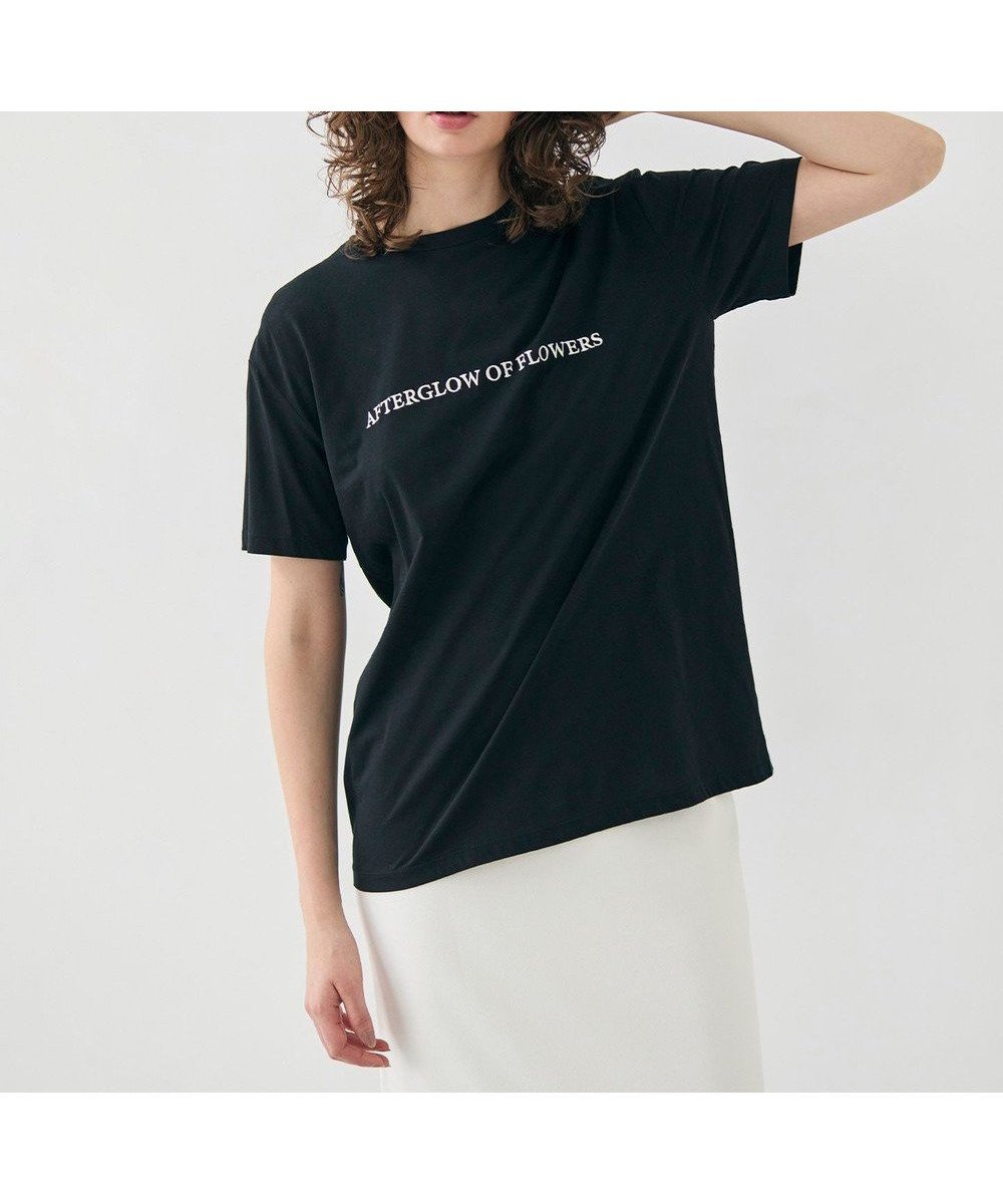 【ベイジ,/BEIGE,】の【洗える】CASSIA / オリジナルロゴTシャツ インテリア・キッズ・メンズ・レディースファッション・服の通販 founy(ファニー) 　ファッション　Fashion　レディースファッション　Fashion for Women　トップス・カットソー　Cut & Sew Tops　シャツ・ブラウス・オフィスカジュアル　Elegant Blouses & Button-Ups　ロングTシャツ・Tシャツ　Longline T-Shirts & Tees　カットソー・ベーシックTシャツ　Cut-and-Sewn Tops / Stretch Tees & Basics　インナー　Innerwear　春　Spring　洗える　Machine Washable　カットソー　Cut and Sewn Top　カーディガン　Cardigan, Knitwear　グラデーション　Gradient, Ombre　今季　This Season, Current Season　シンプル　Simple, Minimal　ジャケット　Jacket, Outerwear　プリント　Print, Printed Pattern　半袖　Short Sleeve, Half Sleeve　S/S・春夏　SS, Spring/Summer, Warm Season　夏　Summer　エレガント 上品　Elegant　Black|ID: prp329100004583787 ipo3291000000032676762