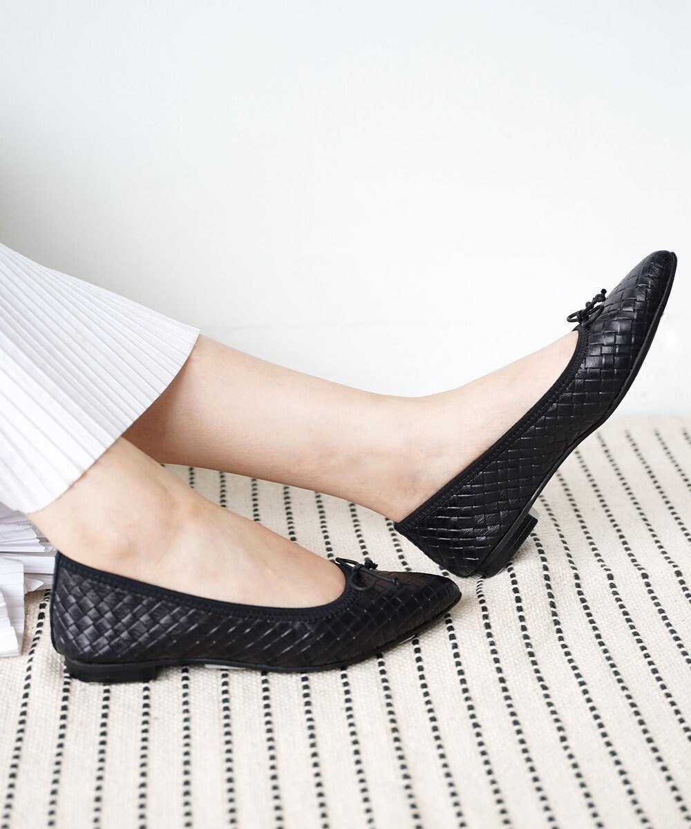 【ヌーベルローブオウ/nouvelleRobe Ou】の【本革・高反発・抗菌】Pointed ポインテッドトゥ メッシュバレエシューズ インテリア・キッズ・メンズ・レディースファッション・服の通販 founy(ファニー) 　ファッション　Fashion　レディースファッション　Fashion for Women　クッション　Cushion, Throw Pillow　抗菌　Antibacterial, Bacteria-Resistant　シューズ　Shoes, Footwear　バレエ　Ballet, Ballet Style　フィット　Fit, Slim Fit　フラット　Flat, Flat Shoes　メッシュ　Mesh, Net Fabric　再入荷　Restock / Back in Stock　おすすめ　Recommended / Our Picks　エレガント 上品　Elegant　ブラック|ID: prp329100004584324 ipo3291000000032733330