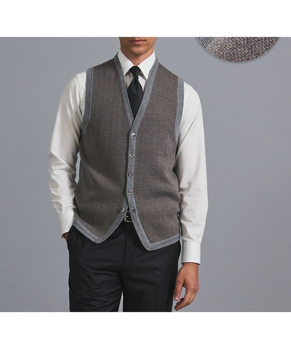 【五大陸/gotairiku / MEN】の体温調整に【洗える/チクチクしにくい/ピリングしにくい】イタリア糸 ハイゲージ ベスト_WOOL100% インテリア・キッズ・メンズ・レディースファッション・服の通販 founy(ファニー) 　ファッション　Fashion　メンズファッション　Fashion for Men　トップス・カットソー　Cut & Sew Tops　ニット・セーター / 定番トップス　Knit Tops & Sweaters　ベスト・ジレ　Vests & Gilets　イタリア　Italy　春　Spring　洗える　Machine Washable　抗菌　Antibacterial, Bacteria-Resistant　軽量　Lightweight, Ultra Light　スタイリッシュ　Stylish, Fashionable　スマート　Smart, Elegant　スーツ　Suit, Formalwear　セーター　Sweater, Knitwear　タートルネック　Turtleneck, High Neck　ドレス　Dress, One-Piece　人気　Popular, Best Seller　パターン　Pattern, Design Print　フラット　Flat, Flat Shoes　ベスト　Vest, Waistcoat　ベーシック　Basic, Essential　ポロシャツ　Polo Shirt, Collared Tee　半袖　Short Sleeve, Half Sleeve　メンズ　Men's, Menswear　レギュラー　Regular, Standard Fit　ロング　Long, Long-Length　冬　Winter / This Winter　A/W・秋冬　Autumn/Winter　S/S・春夏　SS, Spring/Summer, Warm Season　夏　Summer　グレー×ヘリンボーン柄|ID: prp329100004584445 ipo3291000000034198639