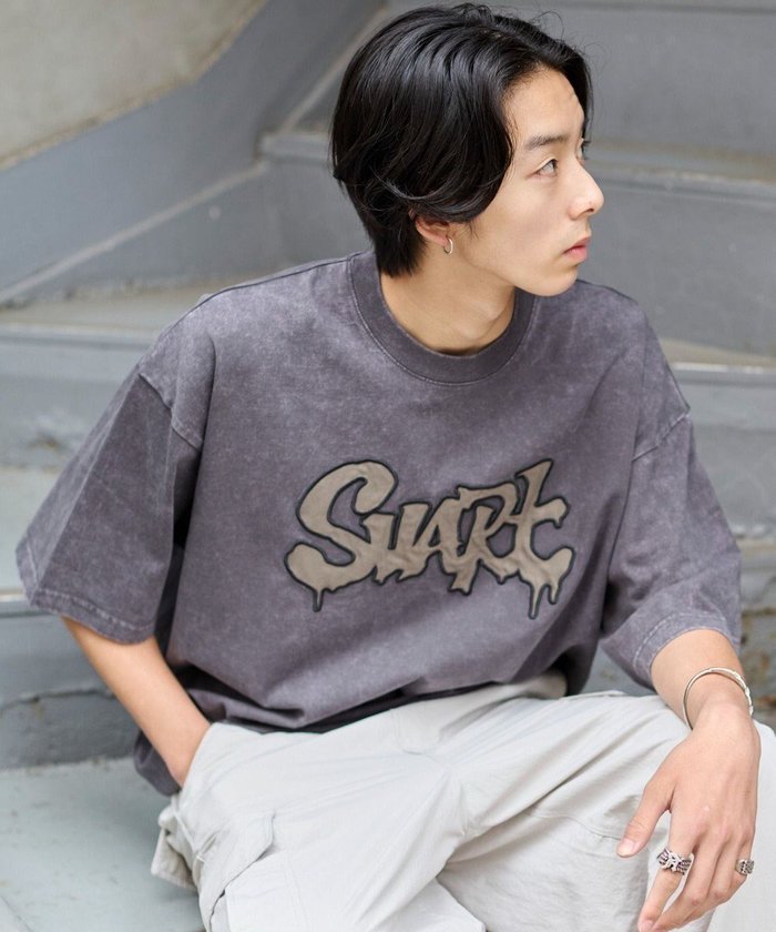 【ウィゴー/WEGO】の【ユニセックス着用ITEM】ワッペンロゴドロストBIG T(SS) インテリア・キッズ・メンズ・レディースファッション・服の通販 founy(ファニー) https://founy.com/ ファッション Fashion レディースファッション Ladies' Fashion Online トップス・カットソー Tops/Tshirt シャツ/ブラウス Shirts/Blouses ロング / Tシャツ T-Shirts カットソー Cut and Sewn 春 Spring カットソー Cut And Sew カーゴパンツ Cargo Pants シンプル Simple スマホ Smartphone デニム Denim ビッグ Big フロント Front 半袖 Short Sleeve ルーズ Loose S/S・春夏 Ss・Spring/Summer おすすめ Recommend 夏 Summer |ID: prp329100004584482 ipo3291000000032572418