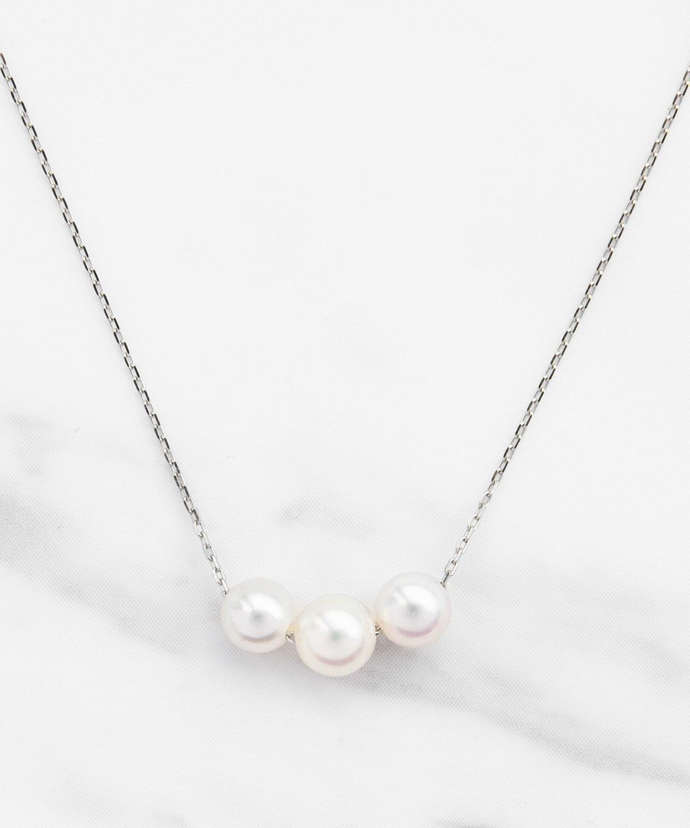 【トッカ/TOCCA】の【WEB限定】PRECIOUS FRILL PEARL NECKLACE プラチナ アコヤパール ネックレス 人気、トレンドファッション・服の通販 founy(ファニー) 　ファッション　Fashion　レディースファッション　Fashion for Women　ジュエリー　Jewelry　ネックレス　Necklaces & Pendants　アクセサリー　Fashion Accessories　シンプル　Simple, Minimal　ジュエリー　Jewelry, Accessories　チェーン　Chain, Chain Strap　ネックレス　Necklace, Pendant Necklace　パール　Pearl, Pearl Accent　フリル　Frill, Ruffle　ポーチ　Pouch, Small Case　リュクス　Luxury, Elegant, High-End, Chic　再入荷　Restock / Back in Stock　おすすめ　Recommended / Our Picks　エレガント 上品　Elegant　 other-1|ID: prp329100004584676 ipo3291000000032587470
