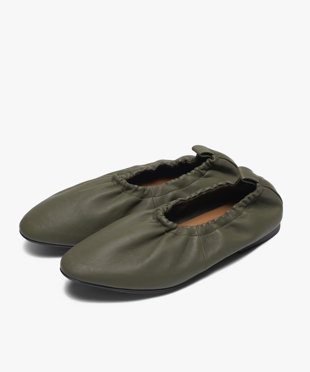【カシヤマ/KASHIYAMA】のソフトギャザーフラットシューズ インテリア・キッズ・メンズ・レディースファッション・服の通販 founy(ファニー) 　ファッション　Fashion　レディースファッション　Ladies' Fashion Online　シューズ　Shoes　バランス　Balance　フォルム　Form　フラット　Flat　リアル　Real　夏　Summer　S/S・春夏　Ss・Spring/Summer　A/W・秋冬　Aw・Autumn/Winter・Fw・Fall-Winter　カーキ|ID: prp329100004585541 ipo3291000000032514243