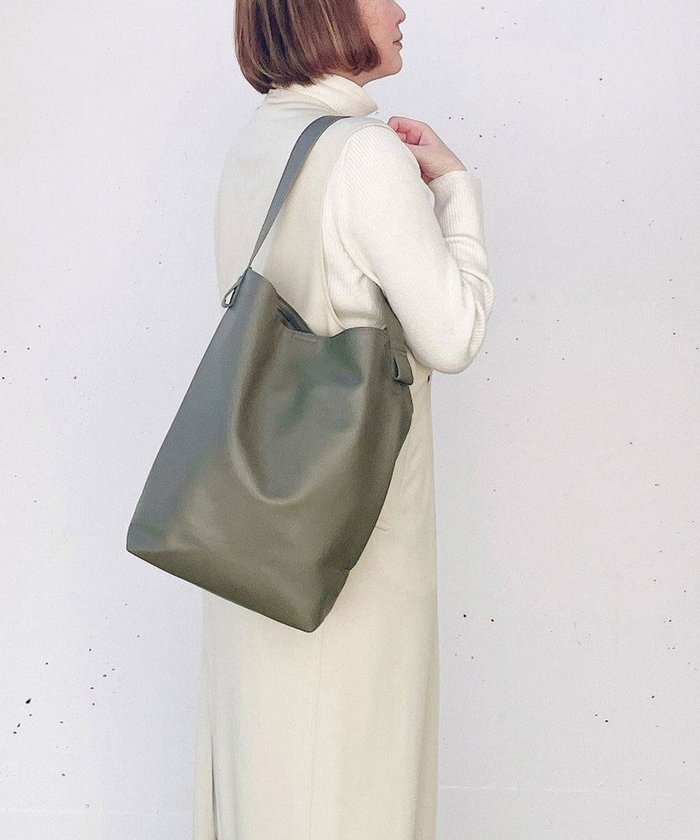 【ルートート/ROOTOTE】の1326【A4ファイル収納】LT.アーキャトル.スーリール-A インテリア・キッズ・メンズ・レディースファッション・服の通販 founy(ファニー) https://founy.com/ ファッション Fashion レディースファッション Fashion for Women バッグ Bags オケージョン Occasion Wear カメラ Camera Accessories シンプル Simple, Minimal スマホ Smartphone, Mobile Device ハンカチ Handkerchief, Hanky バランス Balance, Style Balance フィット Fit, Slim Fit ポケット Pocket, Pocket Detail リップ Lip, Lip Motif エレガント 上品 Elegant 新作・新入荷 New Arrivals / New In ビジネス 仕事 通勤 Business / Work / Commuting |ID: prp329100004585564 ipo3291000000032514594