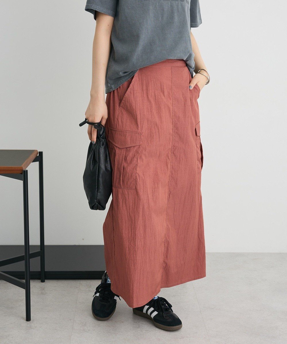【クラフトスタンダードブティック/CRAFT STANDARD BOUTIQUE】のカーゴスカート インテリア・キッズ・メンズ・レディースファッション・服の通販 founy(ファニー) 　ファッション　Fashion　レディースファッション　Fashion for Women　スカート　Skirts　春　Spring　シンプル　Simple, Minimal　フラット　Flat, Flat Shoes　フレア　Flare, Flared　ポケット　Pocket, Pocket Detail　リメイク　Remake, Reconstructed　ロング　Long, Long-Length　S/S・春夏　SS, Spring/Summer, Warm Season　夏　Summer　2025年　2025　2025春夏・S/S　Spring/Summer 2025 SS25　Terracotta|ID: prp329100004585600 ipo3291000000033656487