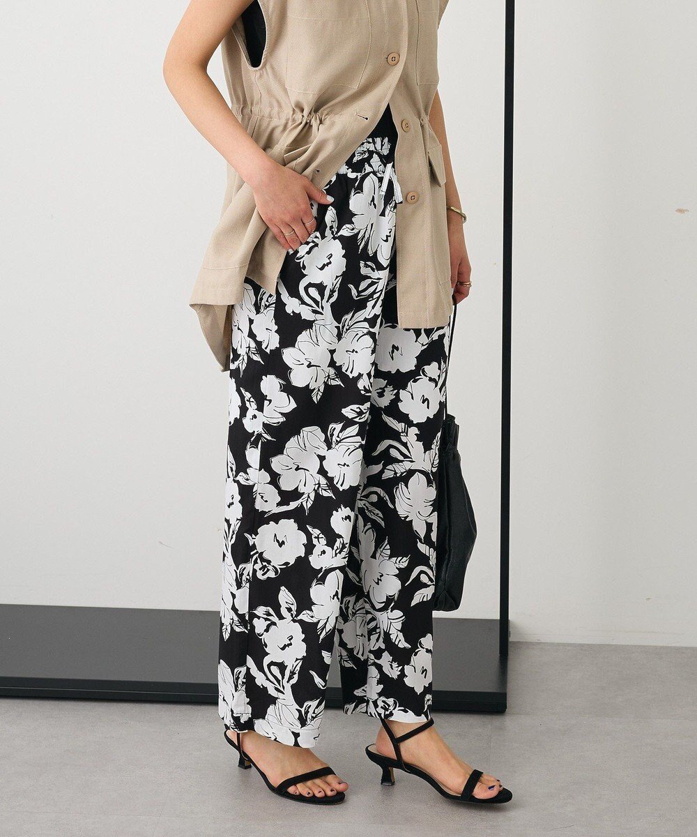 【クラフトスタンダードブティック/CRAFT STANDARD BOUTIQUE】のレーヨン総柄ワイドパンツ インテリア・キッズ・メンズ・レディースファッション・服の通販 founy(ファニー) 　ファッション　Fashion　レディースファッション　Fashion for Women　パンツ　Pants & Trousers　ポケット　Pocket, Pocket Detail　ワイド　Wide, Wide Fit　夏　Summer　春　Spring　S/S・春夏　SS, Spring/Summer, Warm Season　Flower|ID: prp329100004585605 ipo3291000000033648143