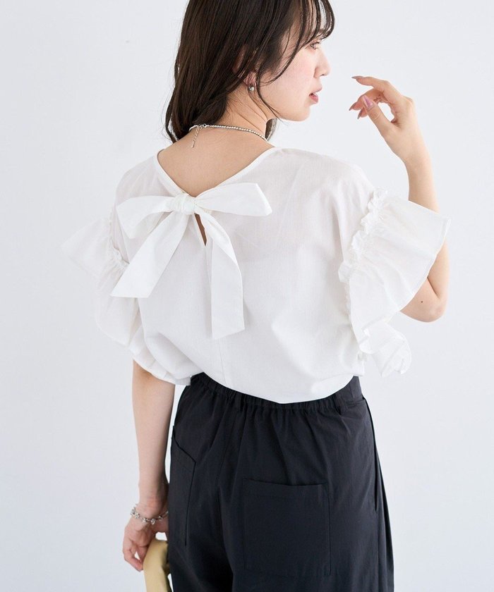 【グリーンパークス/Green Parks】の・ELENCARE DUE バックリボンブラウス インテリア・キッズ・メンズ・レディースファッション・服の通販 founy(ファニー) https://founy.com/ ファッション Fashion レディースファッション Fashion for Women トップス・カットソー Cut & Sew Tops シャツ・ブラウス・オフィスカジュアル Elegant Blouses & Button-Ups おすすめ Recommended / Our Picks デニム Denim, Jeans Material フェミニン Feminine, Girly フリル Frill, Ruffle ボトム Bottoms, Lower Wear ポケット Pocket, Pocket Detail リボン Ribbon, Bow 夏 Summer 春 Spring S/S・春夏 SS, Spring/Summer, Warm Season |ID: prp329100004585609 ipo3291000000032515069