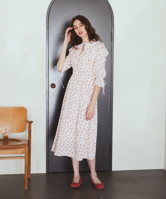 【メゾンドフルール/Maison de FLEUR】のフラワープリントワンピース インテリア・キッズ・メンズ・レディースファッション・服の通販 founy(ファニー) https://founy.com/ ファッション Fashion レディースファッション Fashion for Women ワンピース Dresses おすすめ Recommended / Our Picks スマート Smart, Elegant フィット Fit, Slim Fit フラワー Flower, Floral フリル Frill, Ruffle フレア Flare, Flared プリント Print, Printed Pattern ポケット Pocket, Pocket Detail ヨーク Yoke, Yoke Design リボン Ribbon, Bow 夏 Summer 春 Spring S/S・春夏 SS, Spring/Summer, Warm Season |ID: prp329100004585612 ipo3291000000032515081