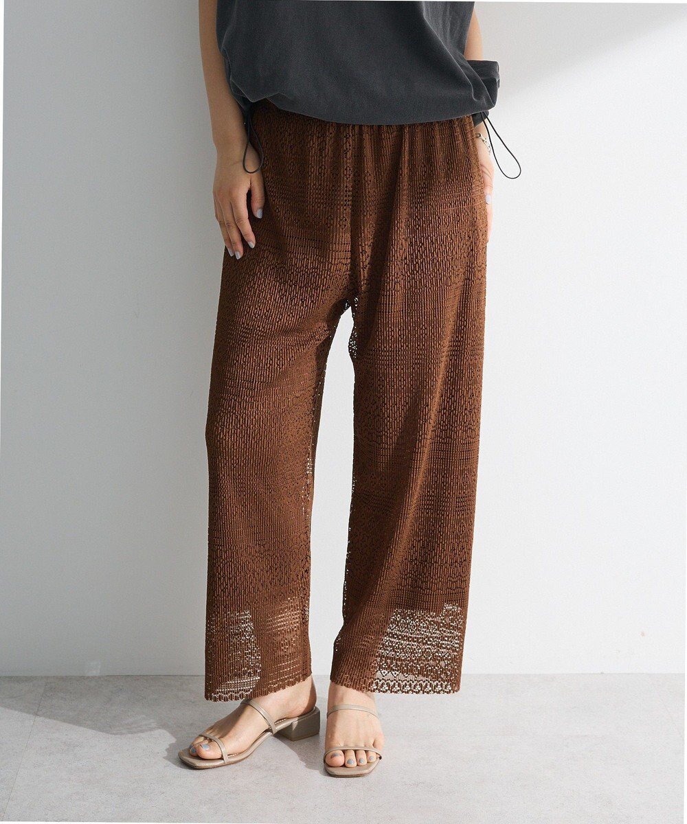 【グリーンパークス/Green Parks】のレースプリーツパンツ インテリア・キッズ・メンズ・レディースファッション・服の通販 founy(ファニー) 　ファッション　Fashion　レディースファッション　Fashion for Women　パンツ　Pants & Trousers　おすすめ　Recommended / Our Picks　スマート　Smart, Elegant　プリーツ　Pleats, Pleated　ポケット　Pocket, Pocket Detail　レース　Lace, Lace Fabric　ワイド　Wide, Wide Fit　夏　Summer　春　Spring　S/S・春夏　SS, Spring/Summer, Warm Season　透かし　Cut-Out, Lacework　Brown|ID: prp329100004585617 ipo3291000000032515107
